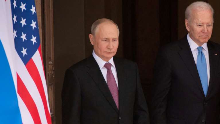 Δήλωση "φωτιά" Μπάιντεν για Ουκρανία: Φαίνεται ότι ετοιμάζονται να εισβάλουν - Ο Πούτιν απέλασε αναπληρωτή πρέσβη των ΗΠΑ