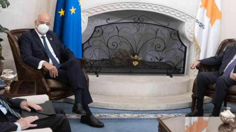 Διπλωματικές εξελίξεις: Πληροφορίες για έκτακτο συμβούλιο των ΥΠΕΞ της ΕΕ για τα Βαρώσια και τις προκλήσεις Ερντογάν