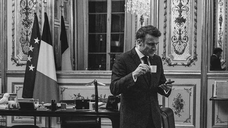 Μετεκλογικό χάος στη Γαλλία: Η &quot;έκπληκτη&quot; Αριστερά ψάχνει πρωθυπουργό ενώ ο Μακρόν κάνει καθυστερήσεις...