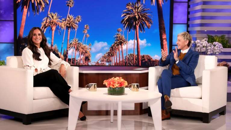 Μέγκαν Μαρκλ: Η στιλάτη εμφάνιση με ασπρόμαυρο glam look και η αποκάλυψη για την Λίλιμπετ Νταϊάνα