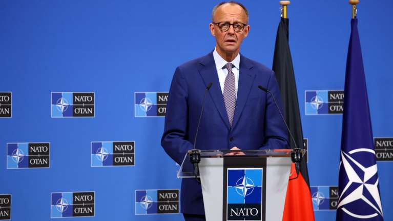 Μερτς: &quot;Θα αποφασίσουμε αν θα δοθούν αεροσκάφη στην Τουρκία - Προστατεύει μια περιοχή του ΝΑΤΟ με υψηλή στρατηγική σημασία&quot;