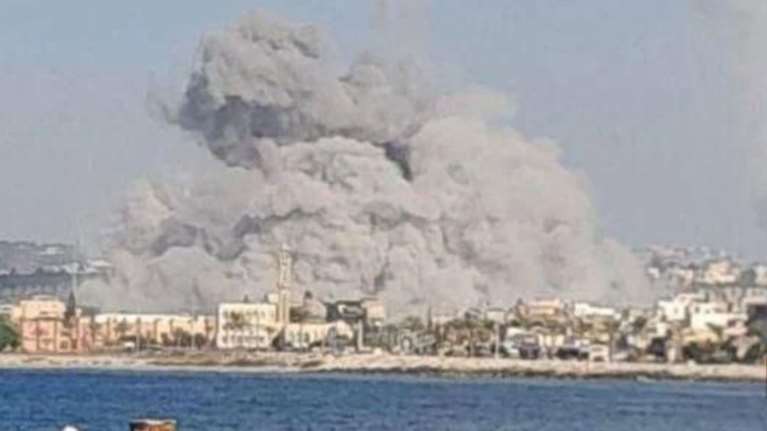 Υεμένη: Ο ισραηλινός στρατός ανακοίνωσε ότι έπληξε στρατιωτική υποδομή των Χούθι στο λιμάνι Χοντέιντα