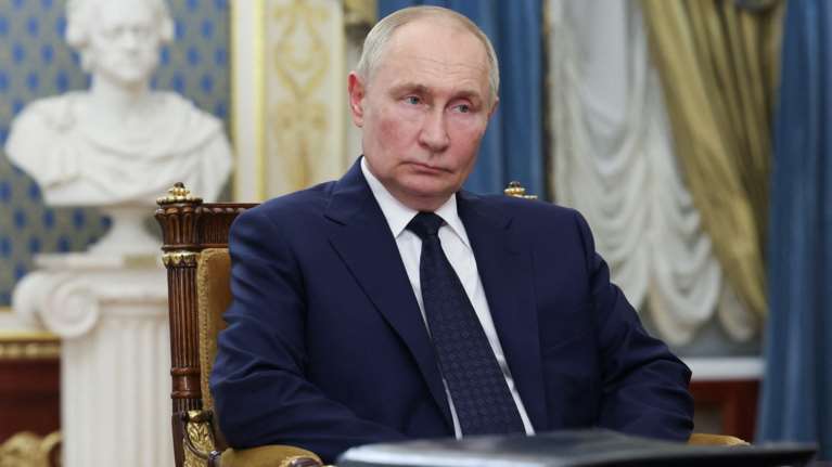 Ακραία όξυνση από τον Πούτιν: Aπέλασε έξι Βρετανούς διπλωμάτες για κατασκοπεία και δολιοφθορά, μετά τις απειλές στο ΝΑΤΟ