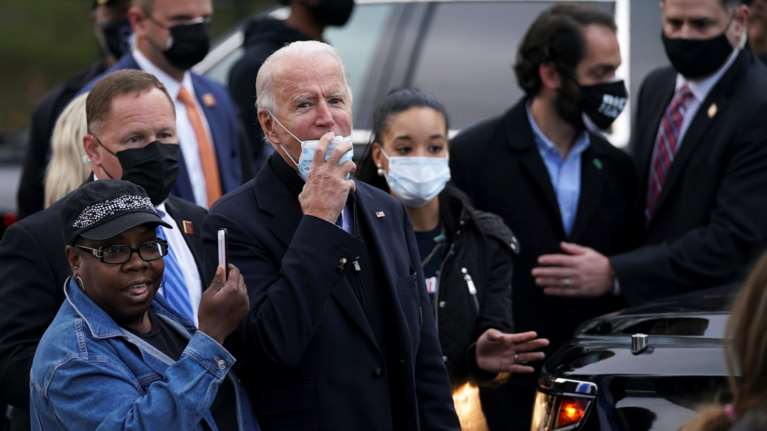 Εκλογές ΗΠΑ 2020: Απίστευτη γκάφα από Μπάιντεν - Μπέρδεψε τις εγγονές του, &quot;ανέστησε&quot; τον νεκρό γιο του [Βίντεο]