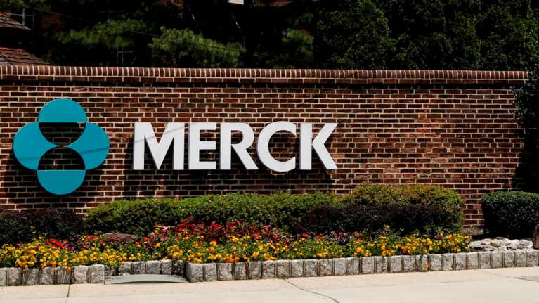 Κορονοϊός: Η Merck ζητά από τον FDA έγκριση για το χάπι - Ποιο είναι το φάρμακο molnupiravir