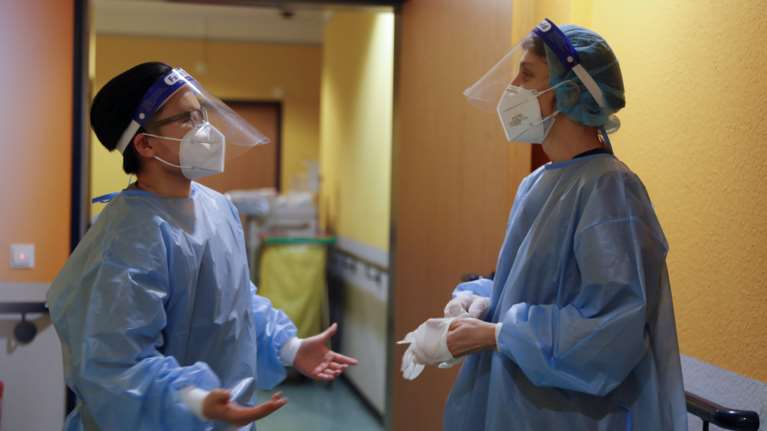 Γερμανία: Σε καραντίνα νοσοκομείο του Βερολίνου - Προσβλήθηκαν από τη βρετανική μετάλλαξη ασθενείς και εργαζόμενοι