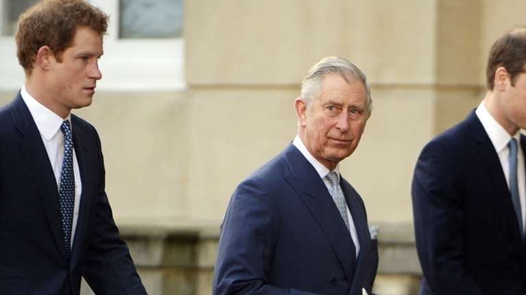 Σαν ξένος, σε ξενοδοχείο του Λονδίνου ο πρίγκιπας Χάρι: Η συνάντηση των 45 λεπτών και η "πόρτα" από τον αδελφό του