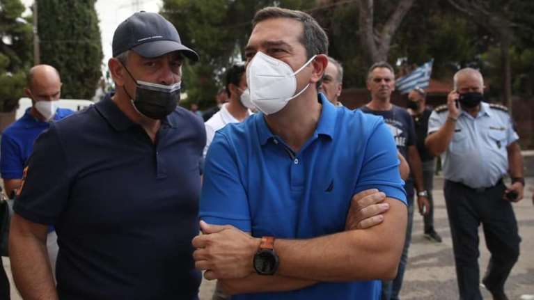 Συγκλονισμένος ο Αλέξης Τσίπρας από τον θάνατο του Κωνσταντίνου Μίχαλου: &quot;Πριν λίγες ώρες ήμασταν μαζί στη φωτιά στο Κρυονέρι&quot;