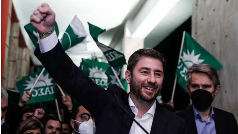 Γιάννης Λούλης: Ο ΣΥΡΙΖΑ αυτοχειριάστηκε, η ευκαιρία για τον Νίκο Ανδρουλάκη