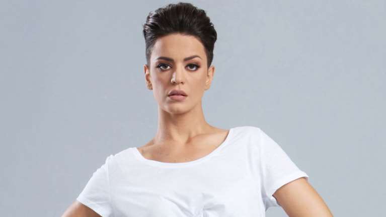 Η Τραϊάνα Ανανία προειδοποιεί: &quot;Αν μιλήσω, θα κλείσουν σπίτια&quot;