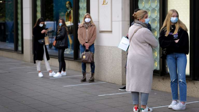 Κορονοϊός: Αυτά είναι τα μέτρα της Κομισιόν για την αντιμετώπιση της πανδημίας τον χειμώνα