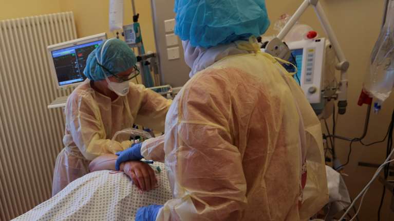 Κορονοϊός - Μεγαλώνει η μαύρη λίστα στη Γερμανία: 3.254 νεκροί - 285 σε μια μόλις ημέρα