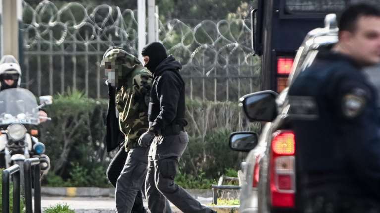 Οι τρομο-γκάφες της &quot;Σύμπραξης Εκδίκησης&quot; και η οργή του 36χρονου αρχηγού: &quot;Καλά ρε μ@@@ς, πόσο δύσκολο είναι;&quot;