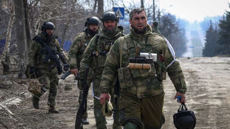 Πόλεμος στην Ουκρανία: Δεκάδες Τσετσένοι σκοτώθηκαν στη Χερσώνα, λέει το Κίεβο