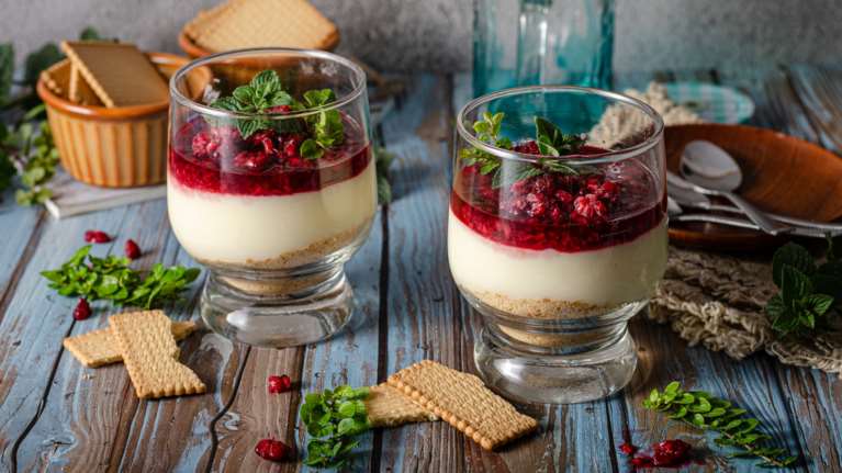 Εορτολόγιο: Ποια ονόματα γιορτάζουν σήμερα, Παρασκευή 23 Ιουνίου