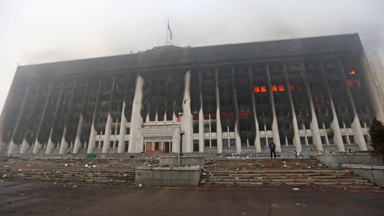 Καζακστάν: Έκρυθμη η κατάσταση με δεκάδες νεκρούς - Κατέφθασαν ρωσικά στρατεύματα