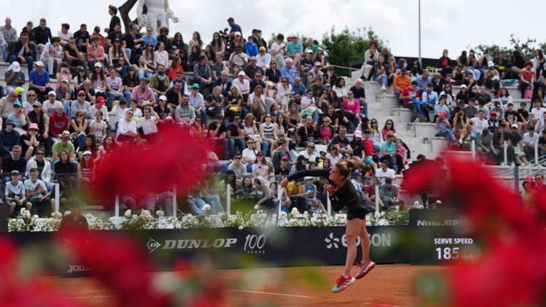 Μαρία Σάκκαρη: Επιβλητική νίκη επί της Τσέχας Στρίκοβα στο OPEN της Ρώμης [βίντεο]
