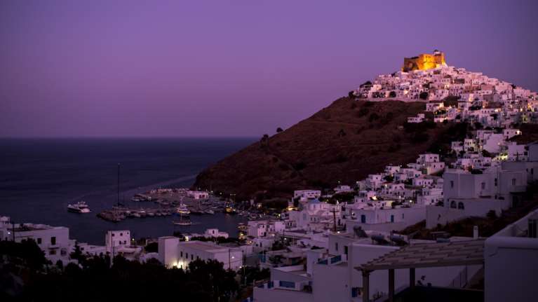 Travel.com: Αυτά τα 16 νησιά κάνουν την Ελλάδα ασυναγώνιστη για καλοκαιρινές διακοπές