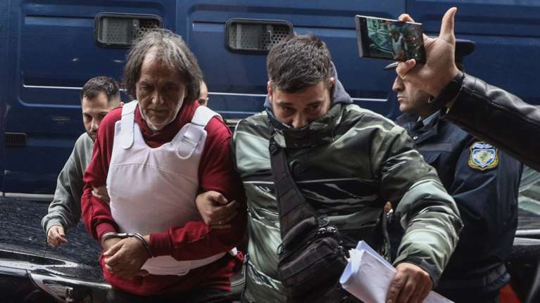 Σαλαμίνα: Σχεδίαζε επί δύο ημέρες τη δολοφονία της Γεωργίας μέσα στο ΙΧ που της έκλεψε - Μετά πήγε για... καφέ