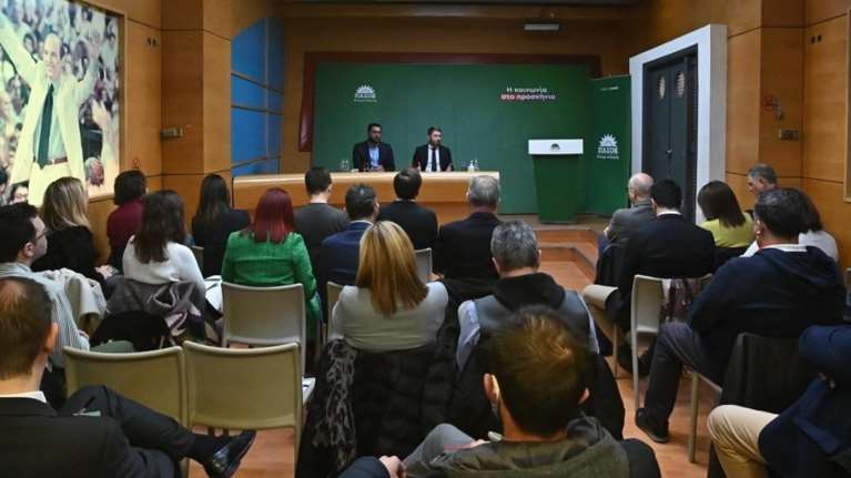 ΠΑΣΟΚ-ΚΙΝΑΛ: Αυτοί είναι οι υποψήφιοι βουλευτές σε όλες τις περιφέρειες