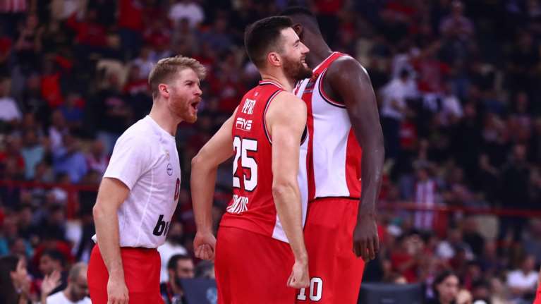 Ολυμπιακός – Ερυθρός Αστέρας 88-83: Νίκη με Πίτερς, Φαλ και… άγχος