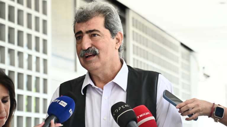 Στην εισαγγελέα του Αρείου Πάγου ο Πολάκης - Για την υπόθεση του ΚΕΕΛΠΝΟ και της Αθηνάς Λινού