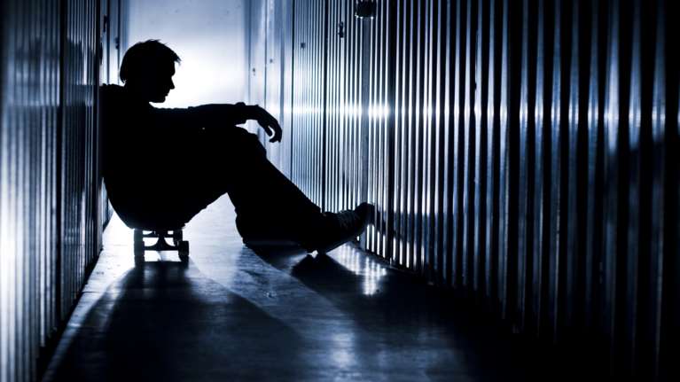 Σοκ στην Πάρο: Αυτοκτόνησε 28χρονος - Εντοπίστηκε απαγχονισμένος