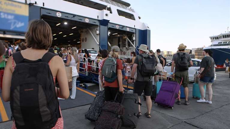 Παγώνη: Να κάνουμε τεστ πριν επιστρέψουμε από τις διακοπές μας - Δεν μιλάμε πια για ανοσία της αγέλης [βίντεο]