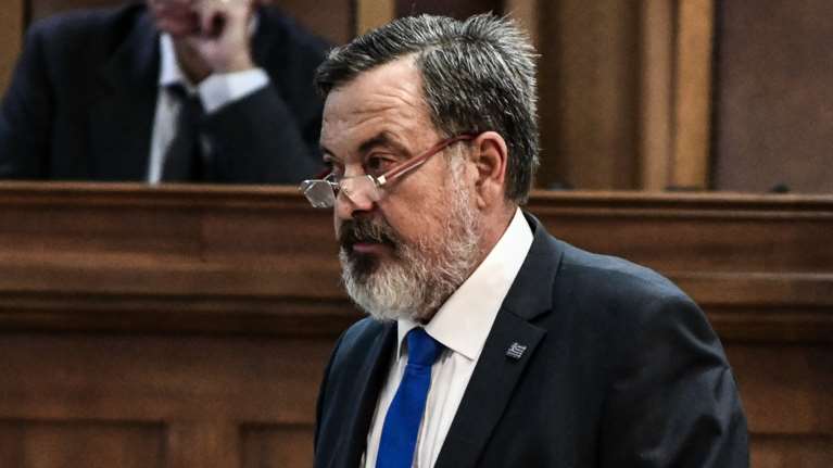 Αφαντος ο Παππάς: Τον ψάχνουν ακόμη και σε μοναστήρια - Ενημερώθηκε η Interpol [Βίντεο]