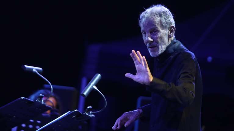 Το &quot;αντίο&quot; του Ξαρχάκου στον Σαββόπουλο: &quot;Πολεμήθηκε και έγινε βορά, επειδή είχε διαφορετική άποψη ή ιδεολογία&quot;