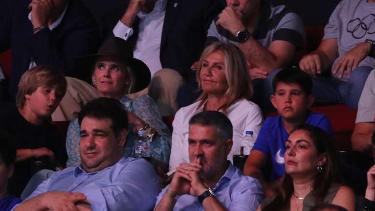 Η Μαρέβα Γκραμπόφσκι βλέπει μπάσκετ: Παρακολούθησε την πρόκριση της Εθνικής στους Ολυμπιακούς [εικόνες]