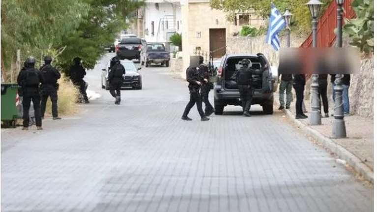 Άγρια βεντέτα στην Κρήτη: Εργαζόμενη στο Νοσοκομείο Χανίων η νεκρή στα Βορίζια