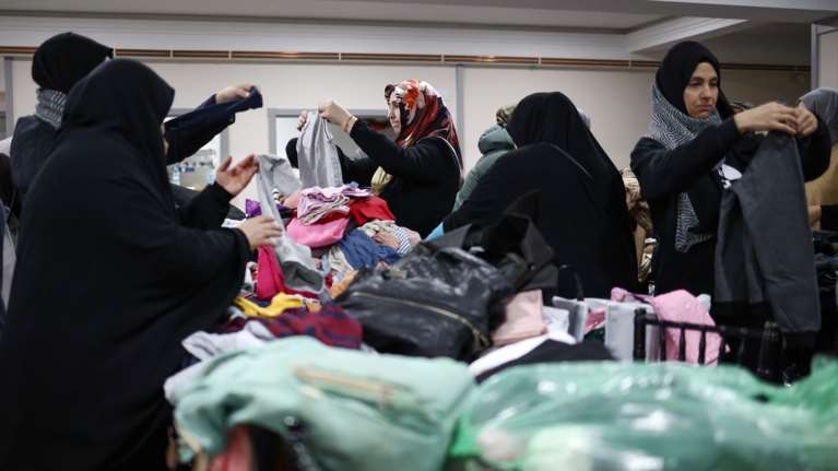 Σεισμός σε Τουρκία - Συρία: Πού συγκεντρώνονται είδη πρώτης ανάγκης για τους πληγέντες σε Αθήνα και επαρχία