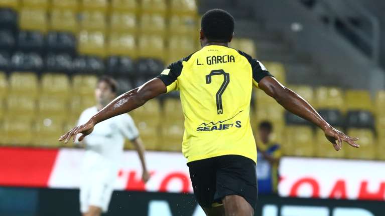 ΑΕΚ: Ξανά νοκ-άουτ με θλάση ο Λιβάι Γκαρσία - Μεγάλο πρόβλημα για τον Αλμέιδα