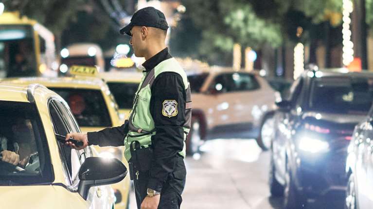 Χριστούγεννα με συνετούς οδηγούς - Ελάχιστα θετικά αποτελέσματα σε χιλιάδες αλκοτέστ στην Αττική
