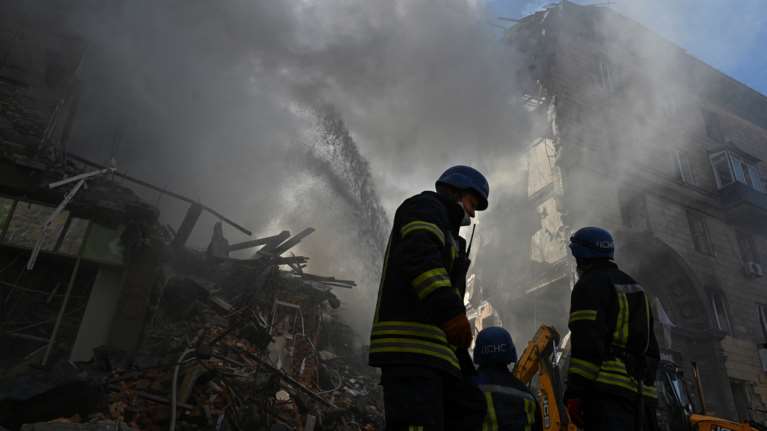 Ουκρανία: 11 οι νεκροί στη Ζαπορίζια από ρωσικό βομβαρδισμό [εικόνες]