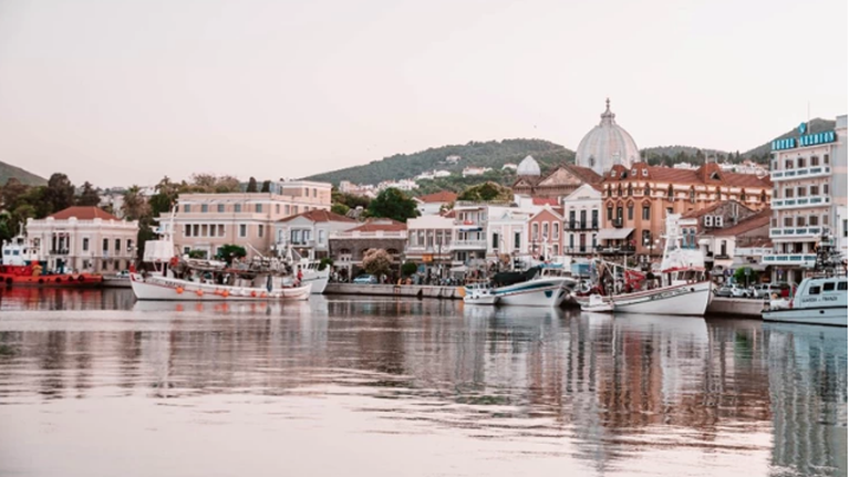Τα πολλά και συναρπαστικά πρόσωπα της Λέσβου