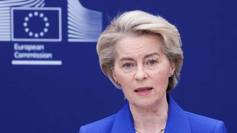 Ούρσουλα Φον ντερ Λάιεν: Η εμπορική συμφωνία με τις ΗΠΑ επιτυγχάνει βεβαιότητα σε αβέβαιους καιρούς