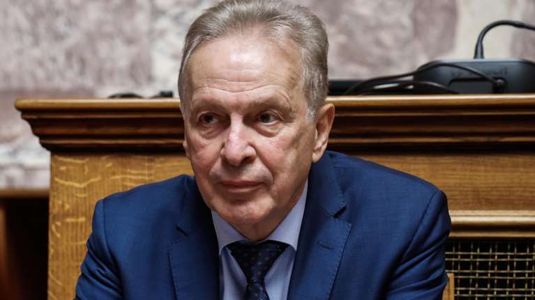 Βουλή: Ο Βουρλιώτης πρόεδρος της Αρχής για το ξέπλυμα για άλλα τρία χρόνια - Η κόντρα με τον Πολάκη