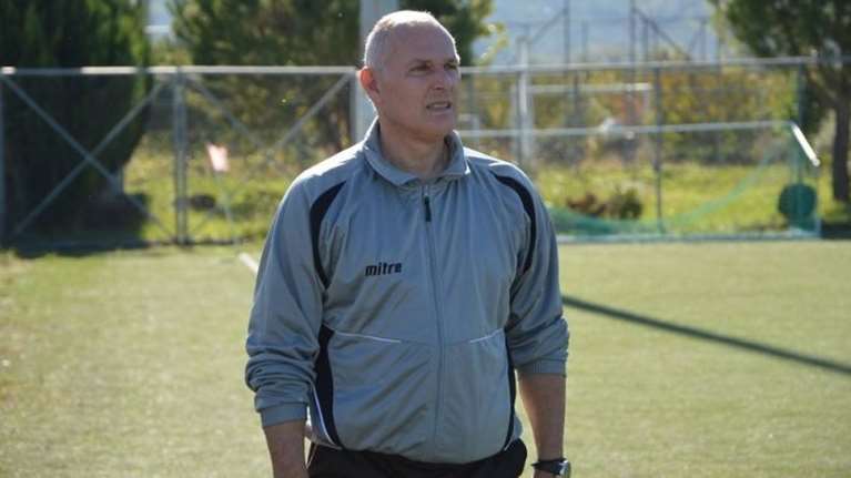 Αντώνης Μάνδαλος: Πέθανε αιφνιδίως ο άσος του Ολυμπιακού Βόλου ενώ περίμενε σε αίθουσα αναμονής ιατρείου