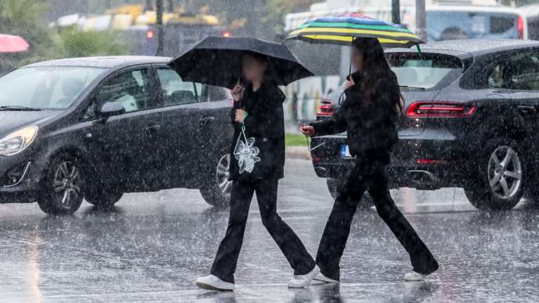 Σε "Red Code" πέντε περιφέρειες ενόψει κακοκαιρίας - Συνεδρίασε η Επιτροπή Εκτίμησης Κινδύνου