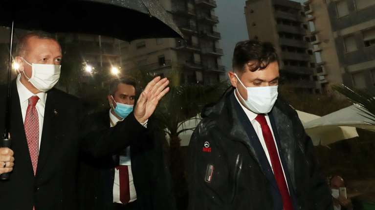 Ερντογάν: &quot;Οι Τουρκοκύπριοι το μόνο θύμα στο Κυπριακό&quot; - Η βροχή του &quot;χάλασε&quot; το προκλητικό πικνίκ στα Βαρώσια [Εικόνες]