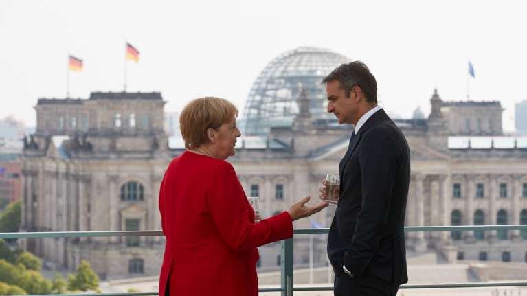 Συνάντηση Μητσοτάκη - Μέρκελ στο Βερολίνο: Στην ατζέντα η κατάσταση στον Έβρο