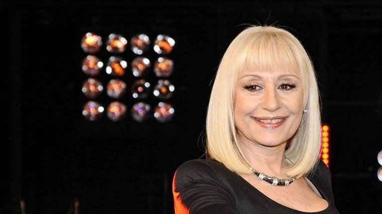 Θρήνος στην Ιταλία: Πέθανε η θρυλική τραγουδίστρια Ραφαέλα Καρά