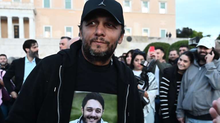 Καταγγελία από τον Πάνο Ρούτσι: &quot;Όχημα χωρίς πινακίδες πήγε να με πατήσει&quot;