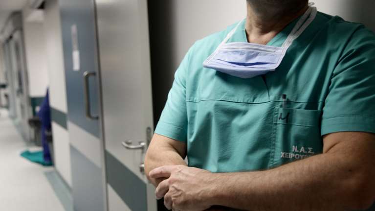 Δραματική έκκληση φοιτητών ιατρικής του ΑΠΘ: Οι τελειόφοιτοι να θέσουν εαυτούς στη διάθεση των νοσοκομείων της πόλης