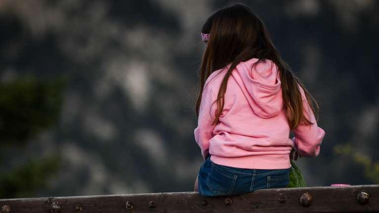 Κρήτη: Σε κακή ψυχολογική κατάσταση η ανήλικη που έκοψε τις φλέβες της σε παιδική χαρά - Θα εξεταστεί από παιδοψυχίατρο