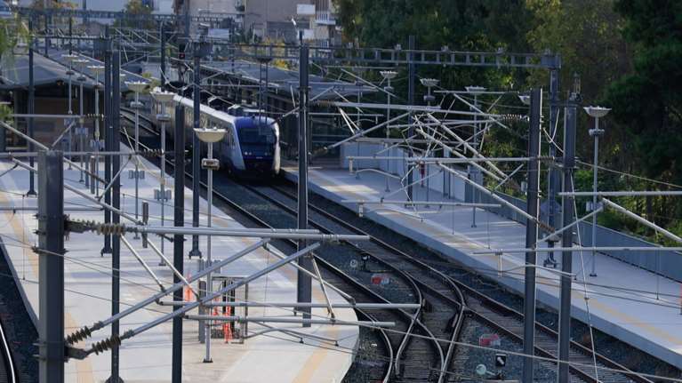 Κίτρινη κάρτα από την Κομισιόν στην Ελλάδα για την ασφάλεια των σιδηροδρόμων - Προειδοποιητική επιστολή