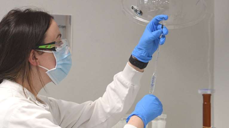 Κορονοϊός- Οξφόρδη: Ενα κοινό αντιφλεγμωνώδες φάρμακο μπορεί να είναι αποτελεσματικό για τη θεραπεία ασθενών