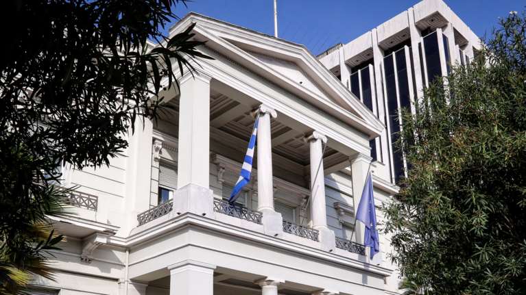 Σκληρή απάντηση ΥΠΕΞ στην Τουρκία: Παραληρήματα θρησκευτικού και εθνικιστικού φανατισμού